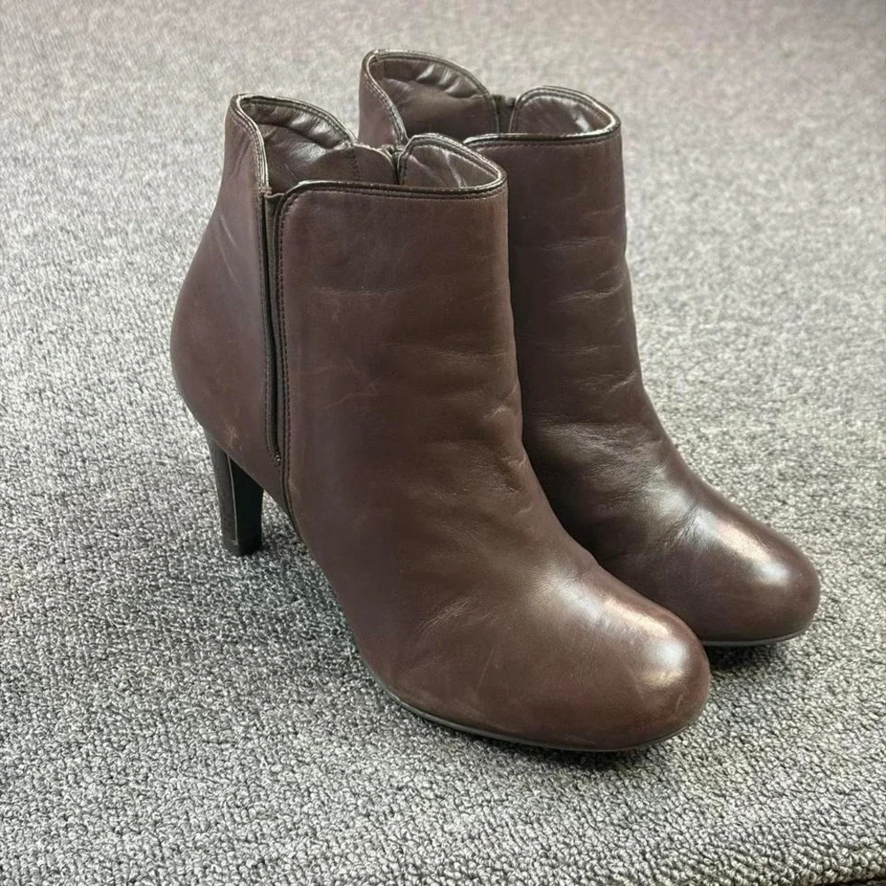 Gianni Bini Brown‎ Leather Side Zip Stiletto Heel Boots   Womens Size 7.5 M